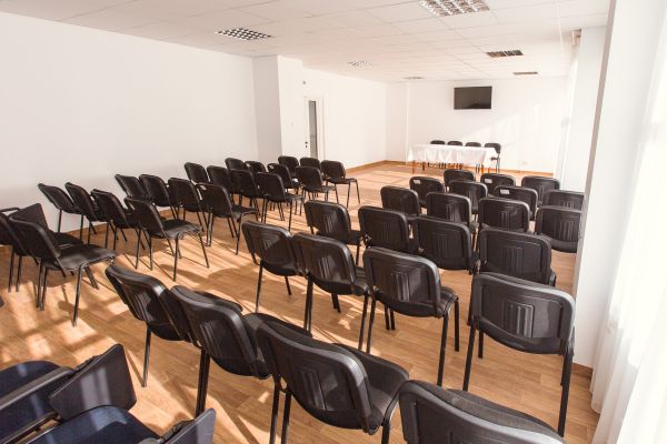 sala-conferinte-mures-2F5848EF5-B439-E15E-DD10-B77672ADD289.jpg
